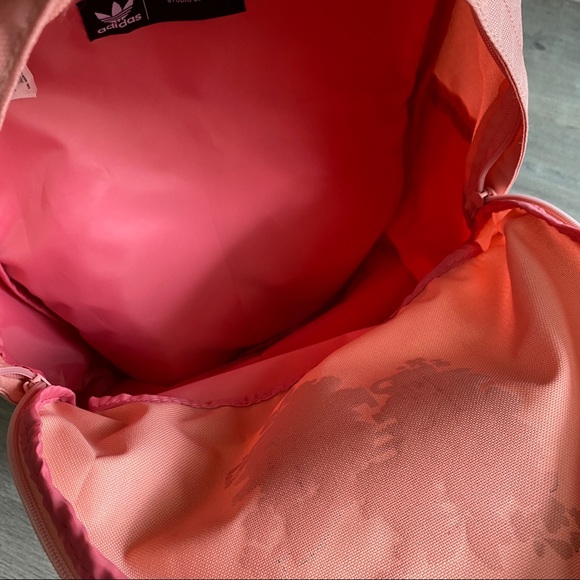 NWT Adidas Her Studio London Classic Backpack - Picture 4 of 6